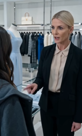 She Was Called “Trash” For Holding A Designer Dress—Then The Boutique Owner Walked Through The Door