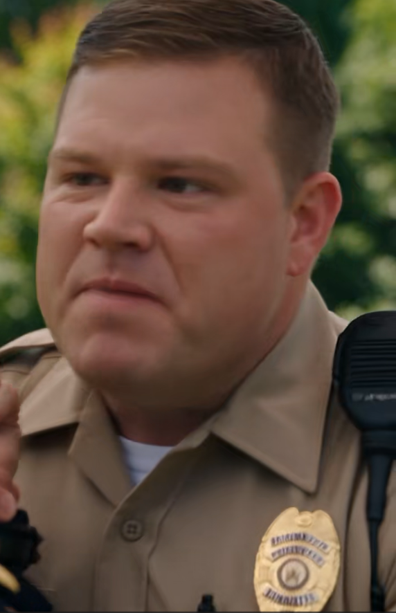 My Cousin Handcuffed Me At A Memorial Day Barbecue—Then An Army Sergeant Called Me “General,” And My Family’s Eighteen-Year Secret Began Unraveling